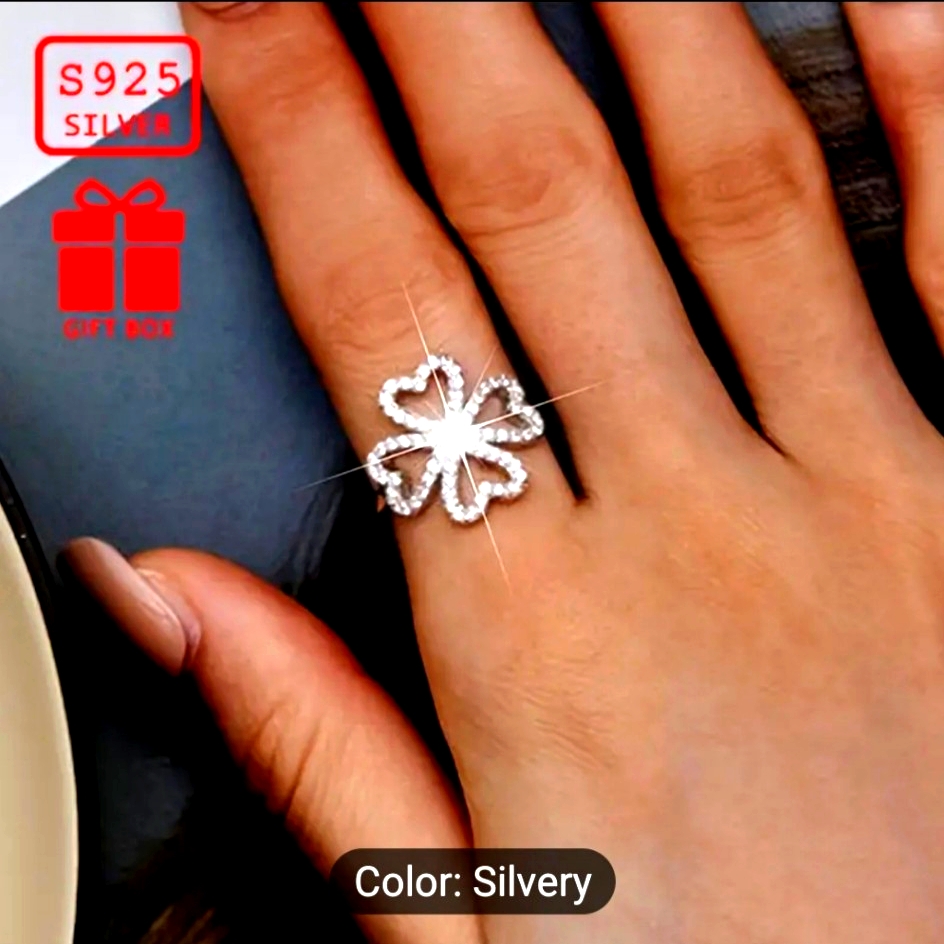 Elegant 925 Sterling Silvery Four-Leaf Clover Ring - Hypoallergenic, Perfect For